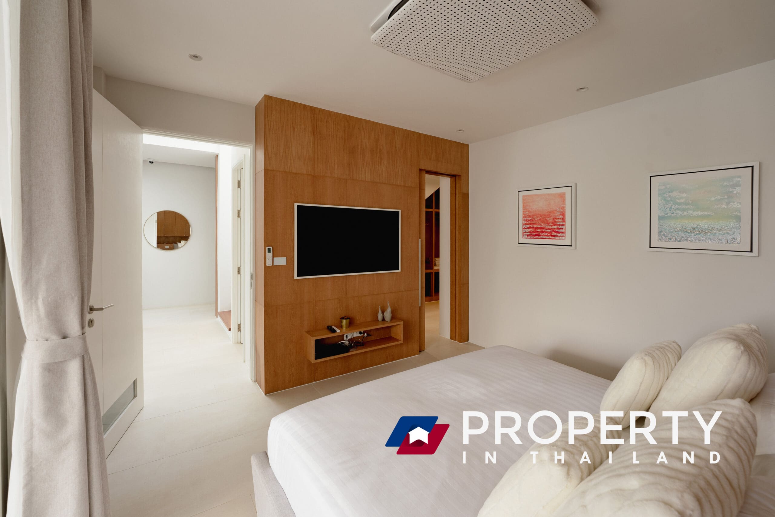 Property-in-thailand_Real-Estate-lisitng-for-sale-Bedroom