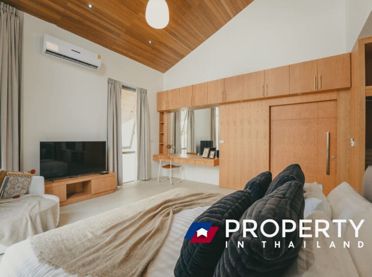 Real Estate in Thailand_Phuket for sale_(Bedroom)