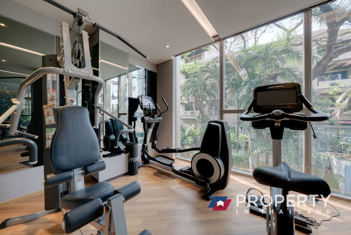 Condo for sale in bangkok Ashton Silom (Gym)