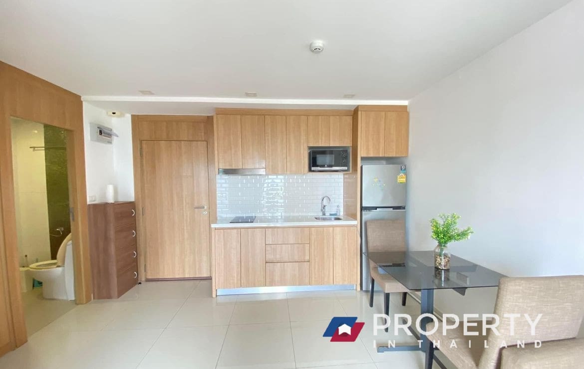 Property for sale in Thailand Pratumnak (Kitchen)