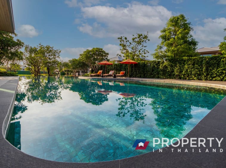 Burasiri Krungthep Kreetha Property for sale in thailand (Swimming Pool)