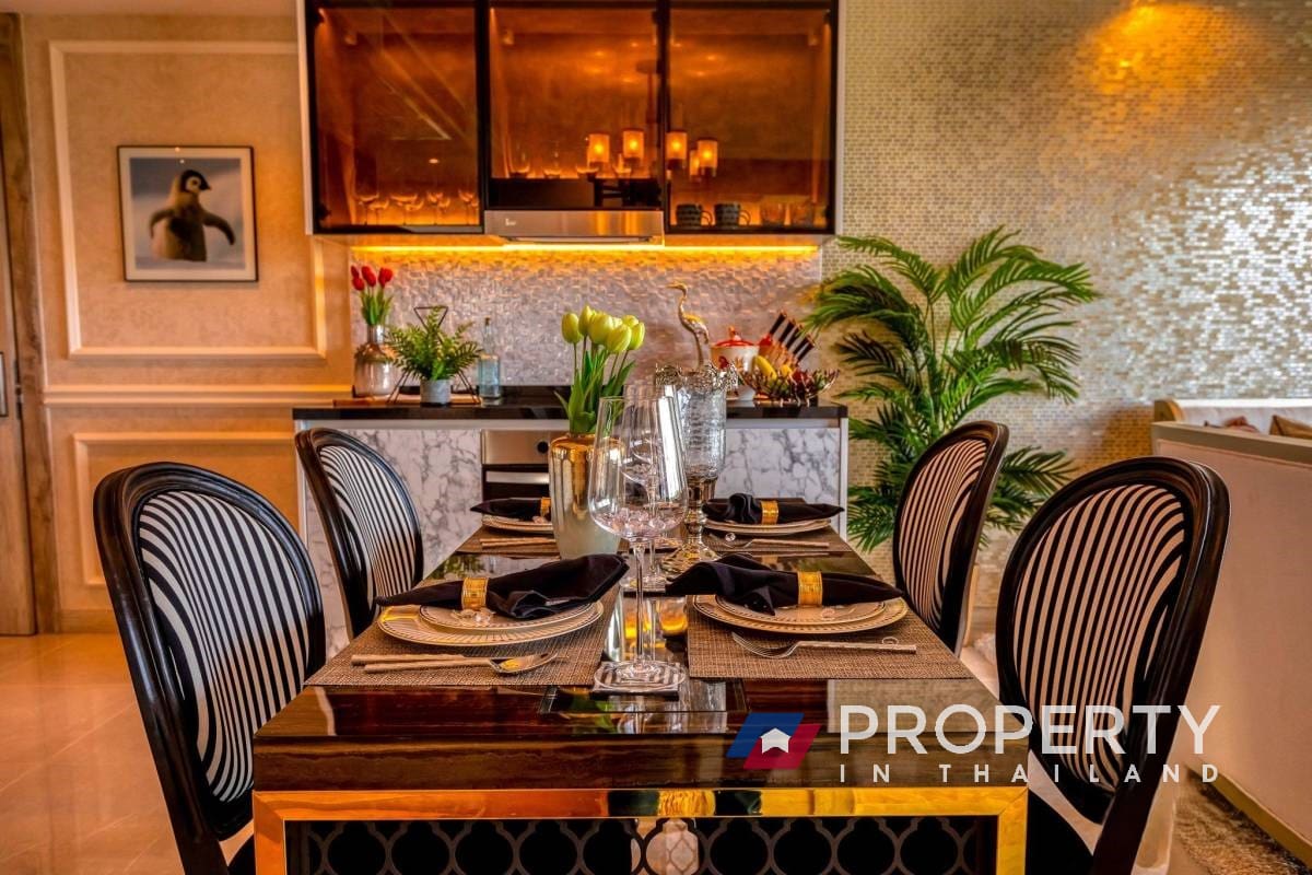 Property-in-thailand-Condo-1-bed-for-sale-in-Riviera-Monaco-Dining-table