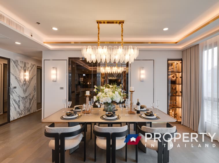 Property in thailand Penthouse for sale in thailand Bangkok (Dining table)