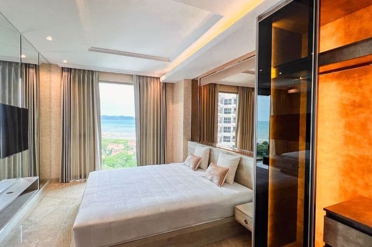 Realestate-in-thailand-Pattaya-Condo-for-sale-in-Riviera-Monaco-Bedroom