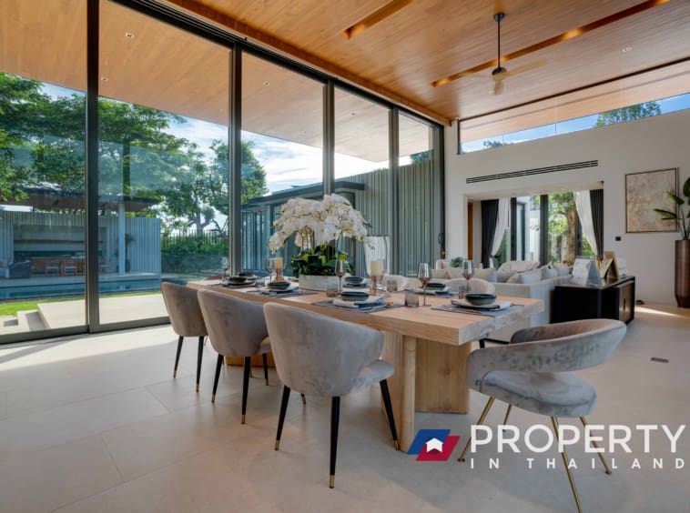 Thailand Property for sale in Phuket (Dining table and Chairs)