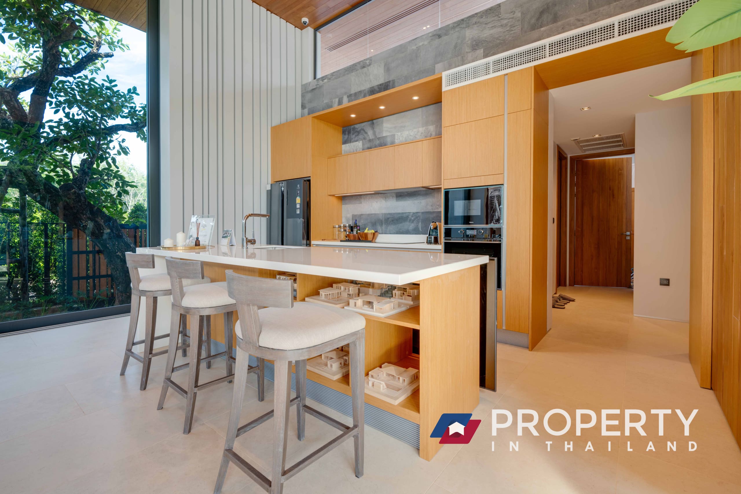 Thailand Property for sale in Phuket (kitchen table)