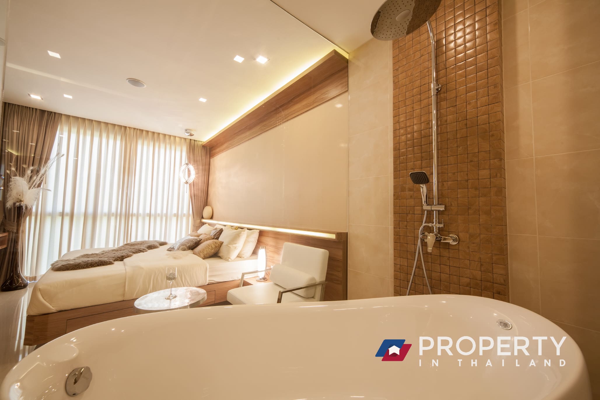 2 bedrooms City Garden Tower master bedroom Property for sale in thailand Condo Pattaya