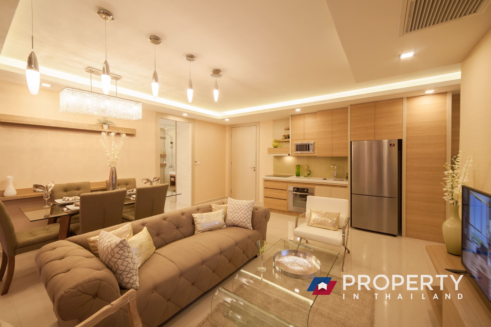 Pattaya condos for sale 2 bedroom city garden tower living room