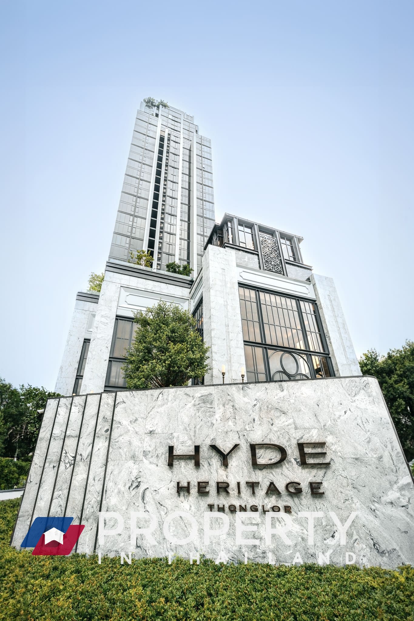 Thailand Condo for sale in bangkok Property HYDE Heritage Thonglor entrance sign board