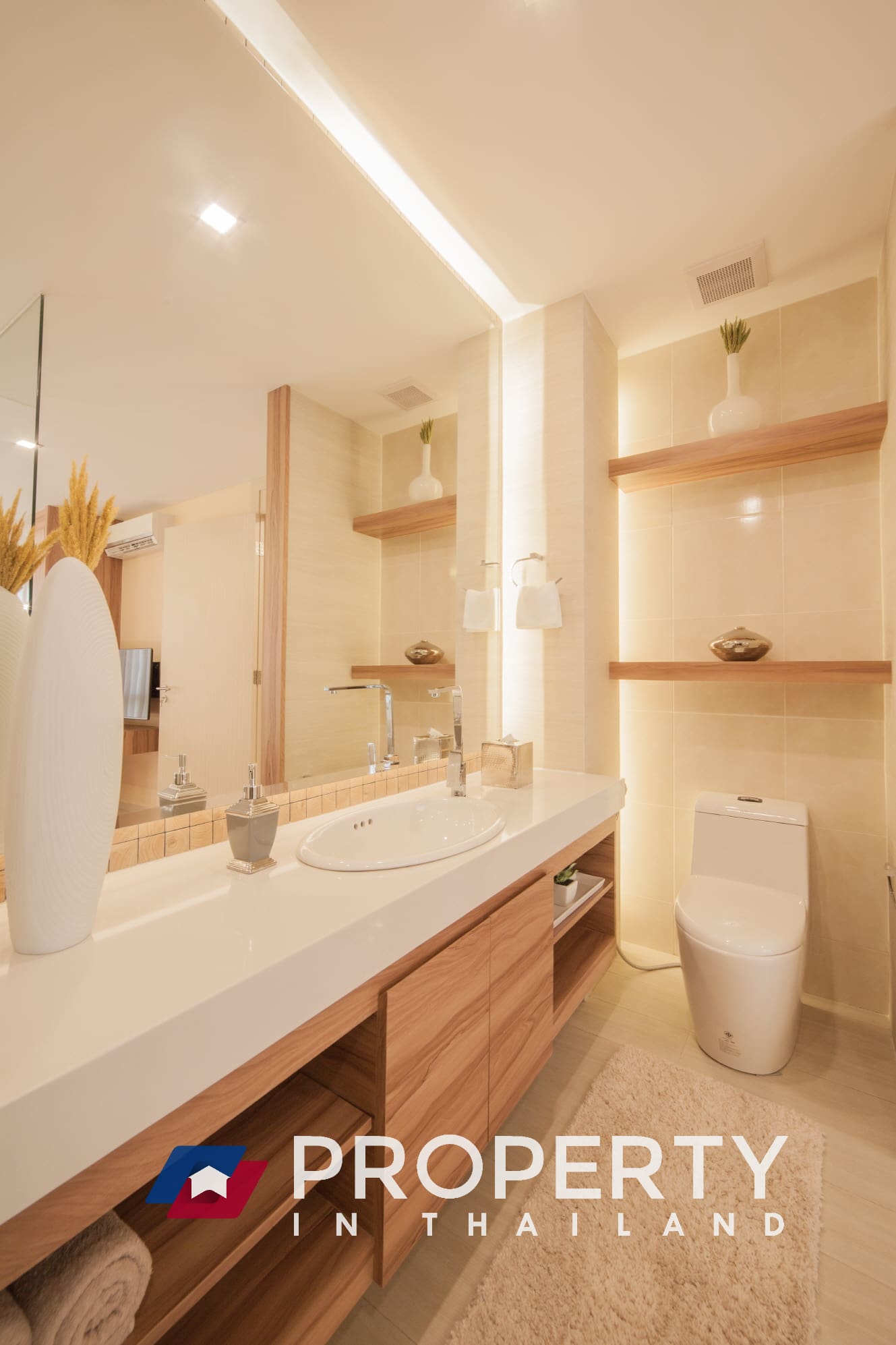 Thailand Property for sale 2 bedroom city garden tower bathroom