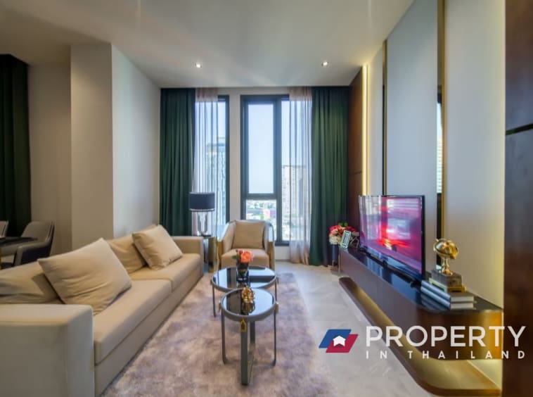 Thailand Property for sale in HYDE Heritage Thonglor Livingroom with TV