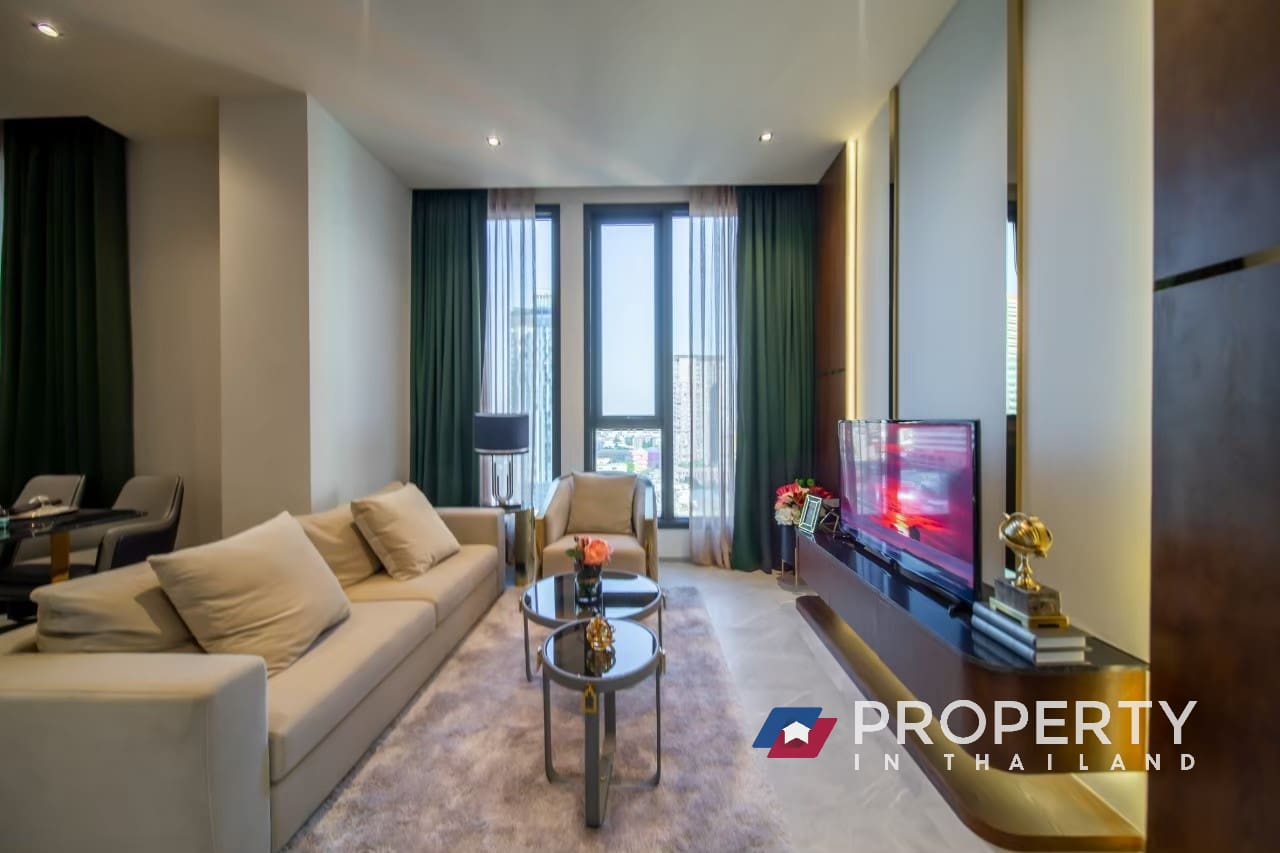 Thailand Property for sale in HYDE Heritage Thonglor Livingroom with TV