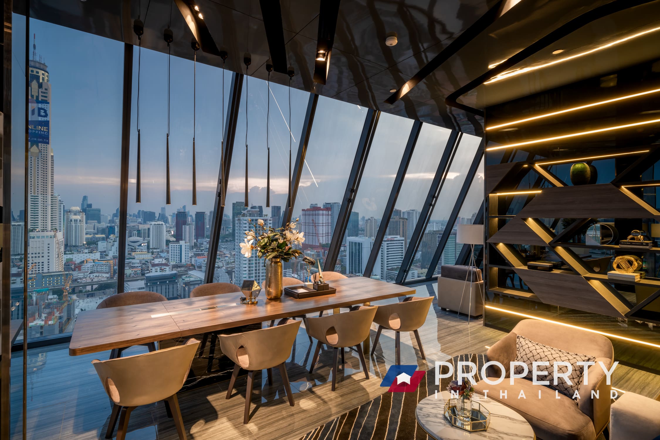 Thailand Condo for sale in Bangkok Ideo Mobi Rangnam Sky view with sofa interior