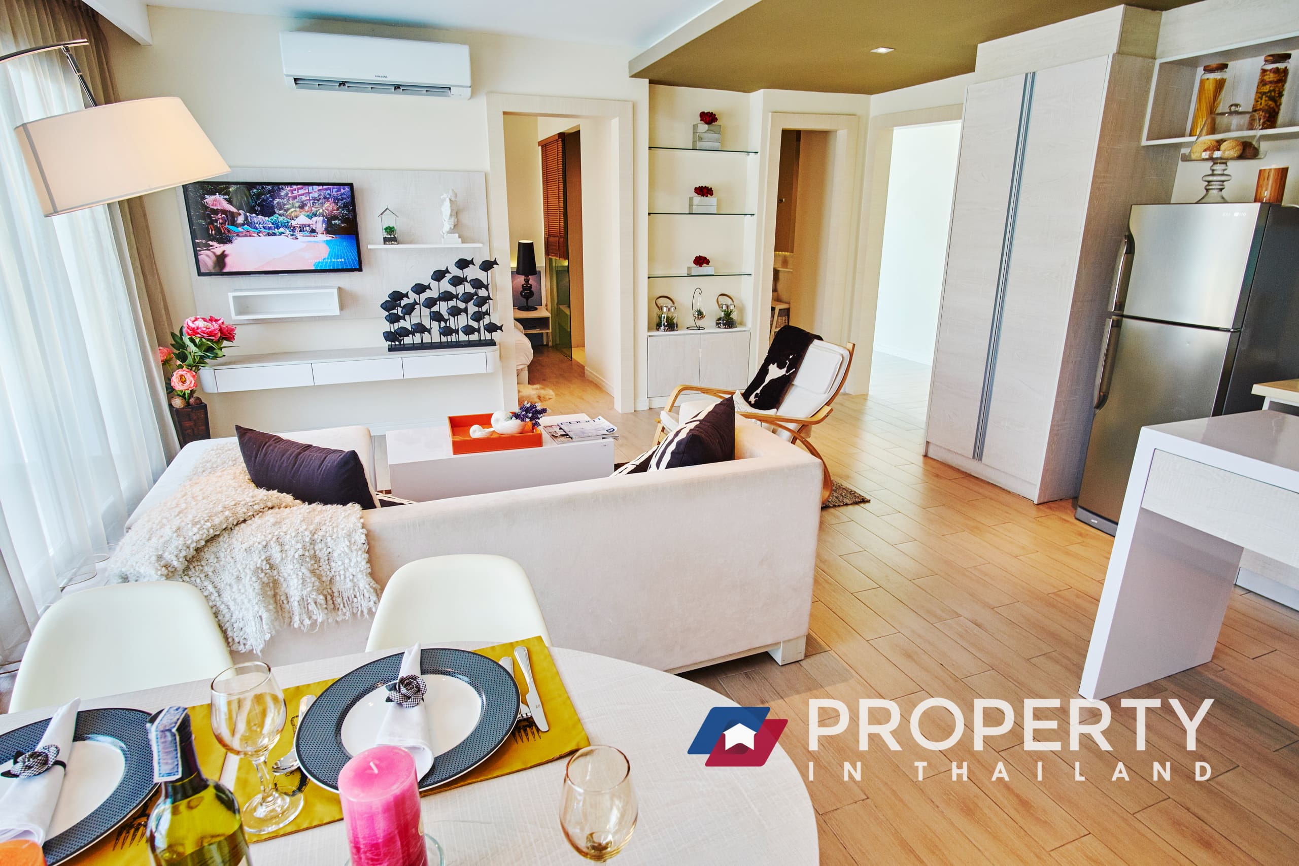 2 Bedroom Condo for sale in thailand Chon Buri Seven Seas Condo Resort Livingroom